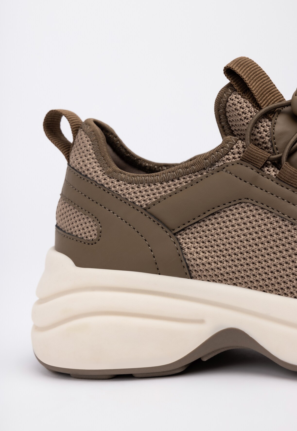 VOX, Sneakers Beige