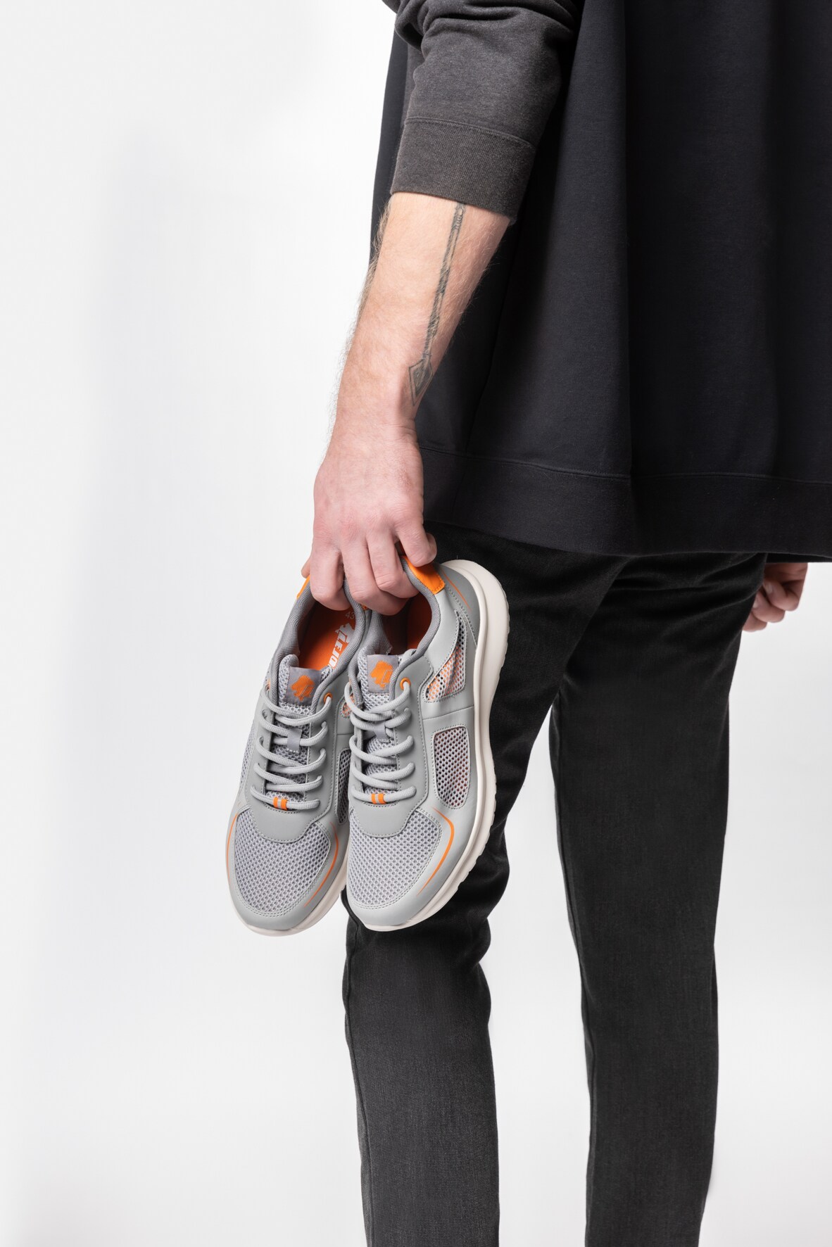 LEJON, Sneakers Grå
