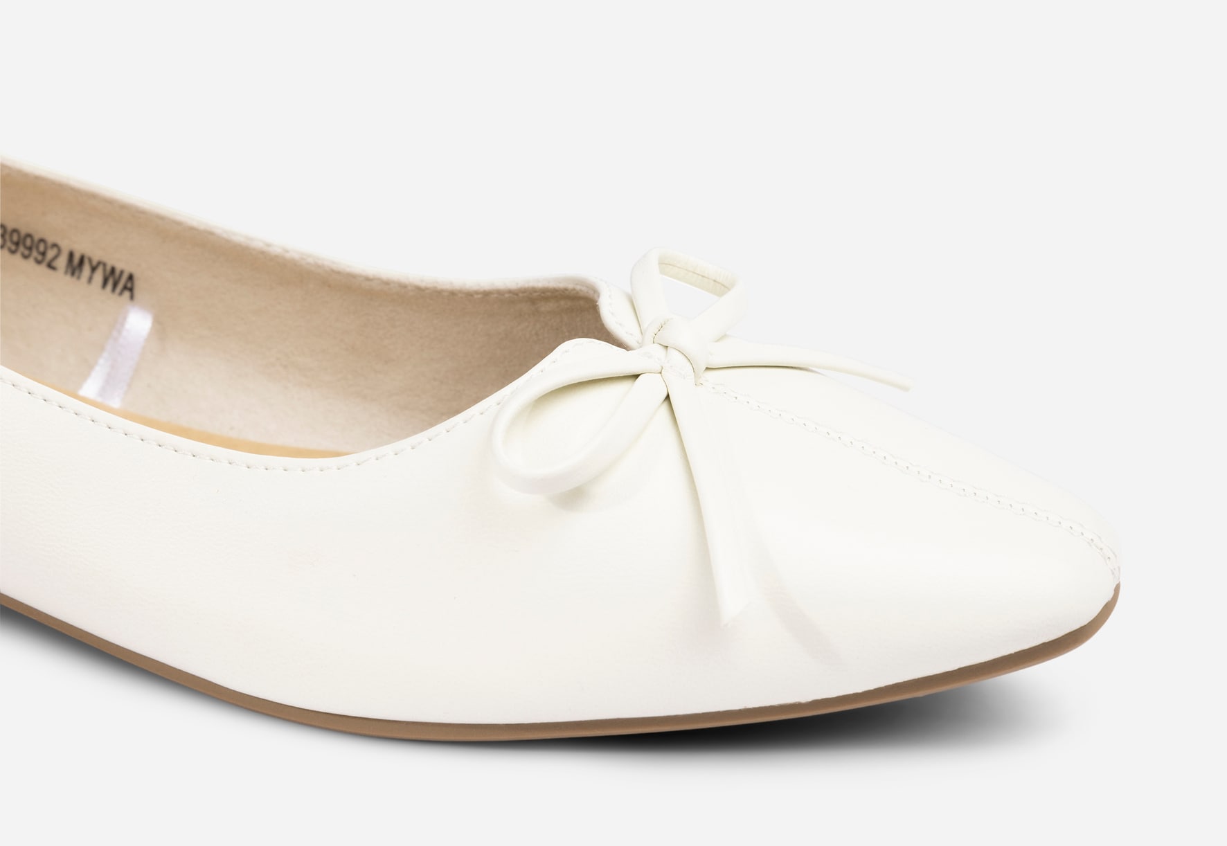 CLOU, Ballerina Hvit