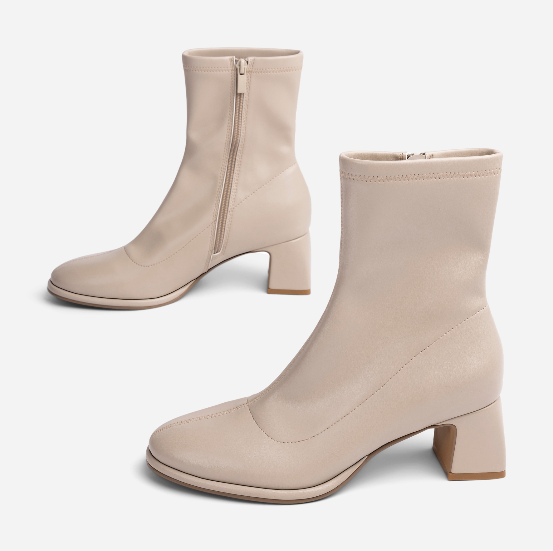 CLOU, Boots med stretch Beige