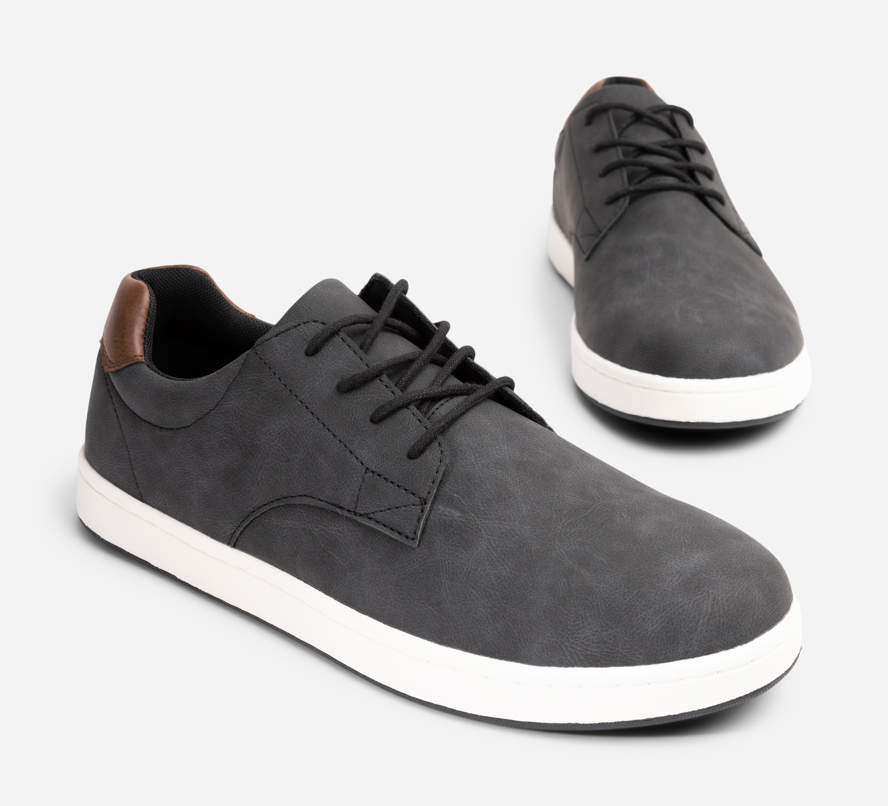 STEPSIDE, Sneakers Sort