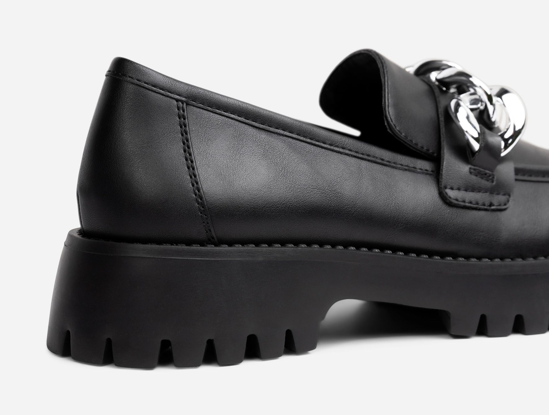 VOX, Loafer med kedje Sort