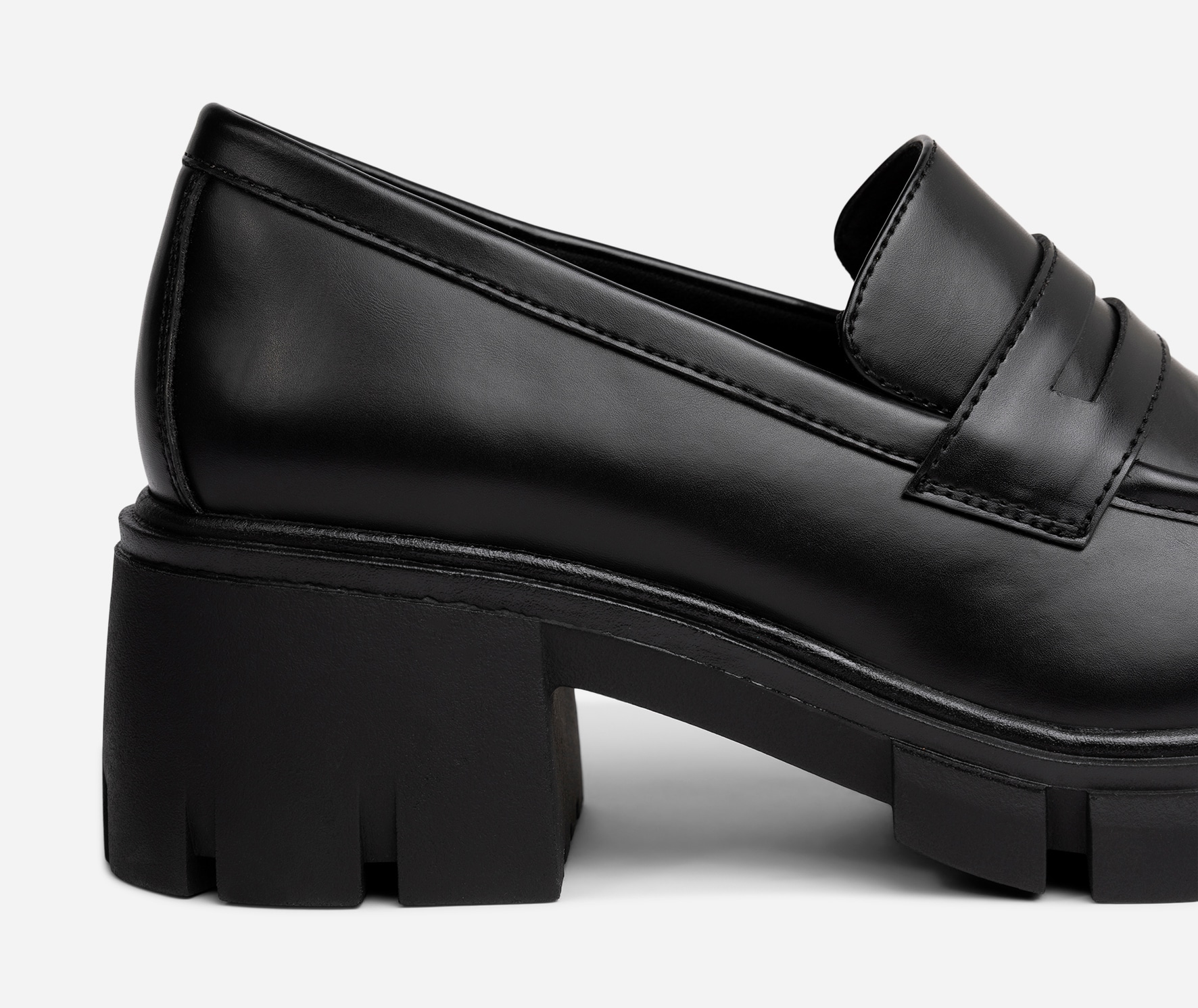 VOX, Loafer på hæl Sort