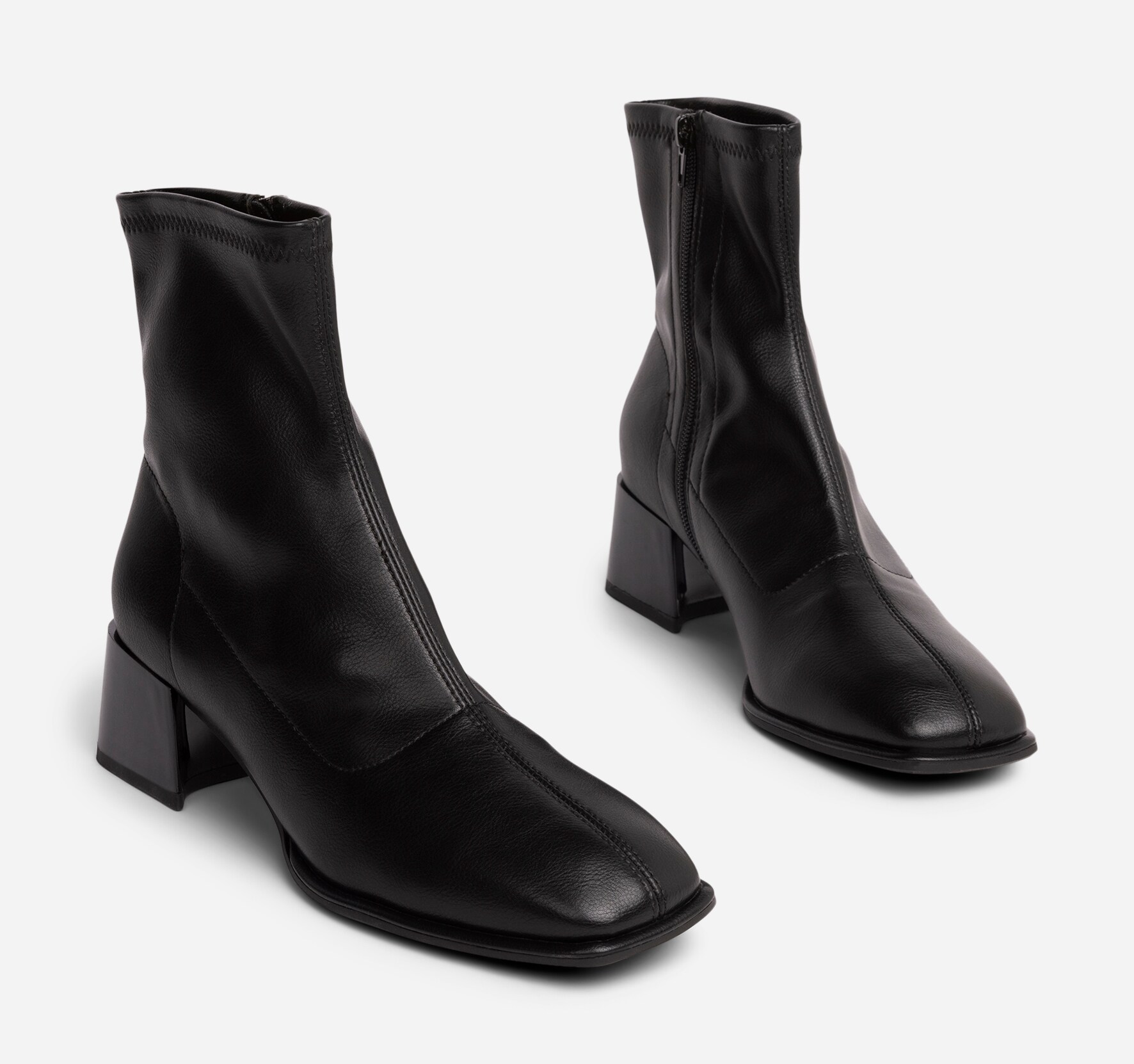 CLOU, Boots med stretch Sort