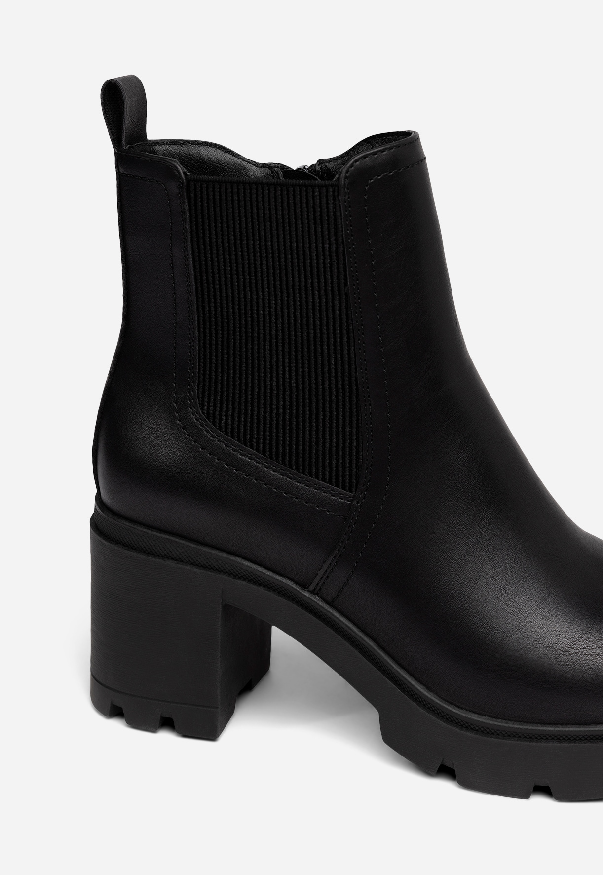 VOX, Boots Sort