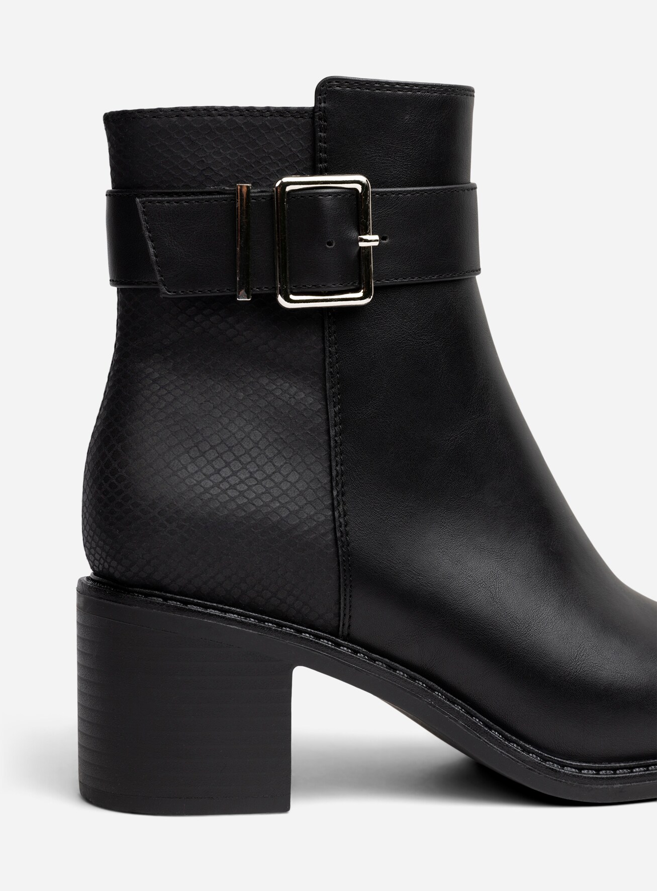 CLOU, Boots med spenne Sort