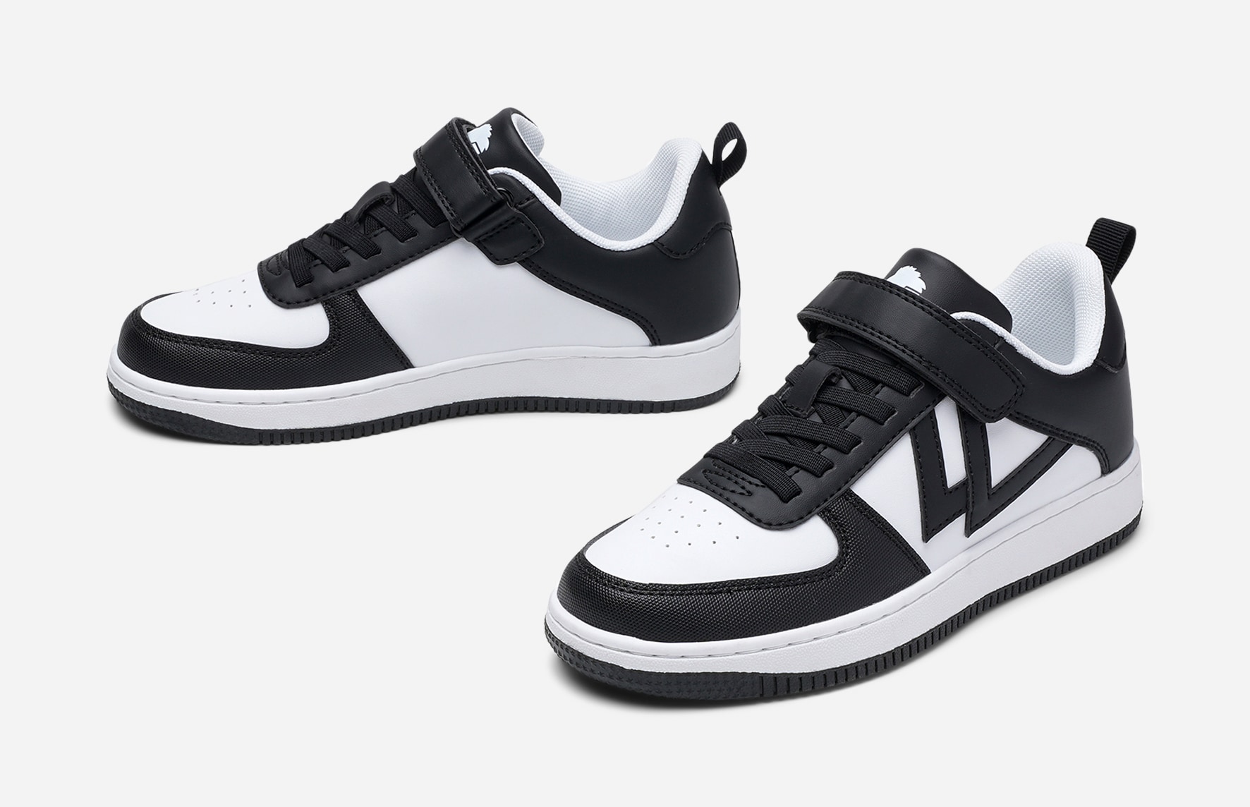 LEJON, Sneakers Sort