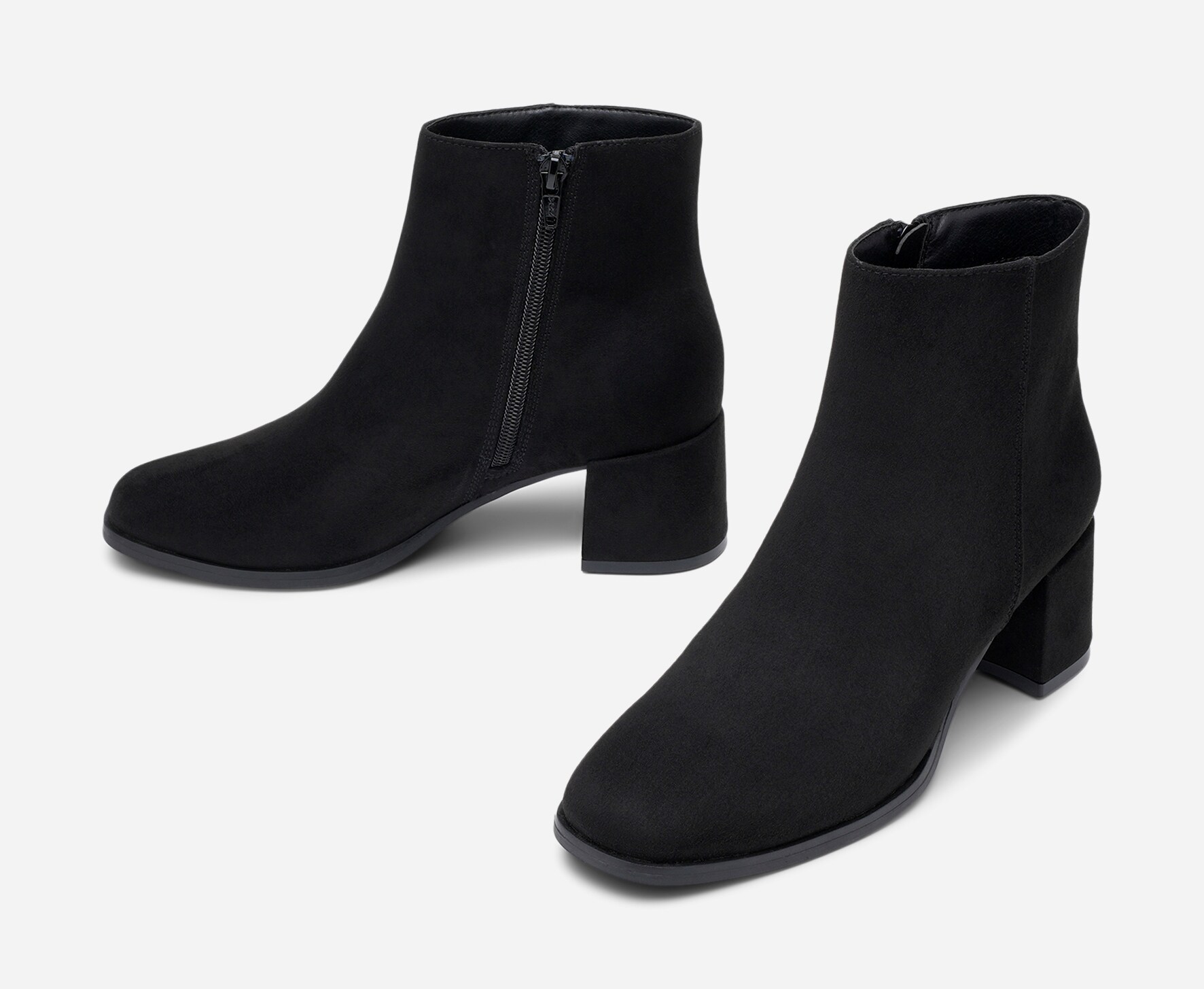 CLOU, Boots Sort