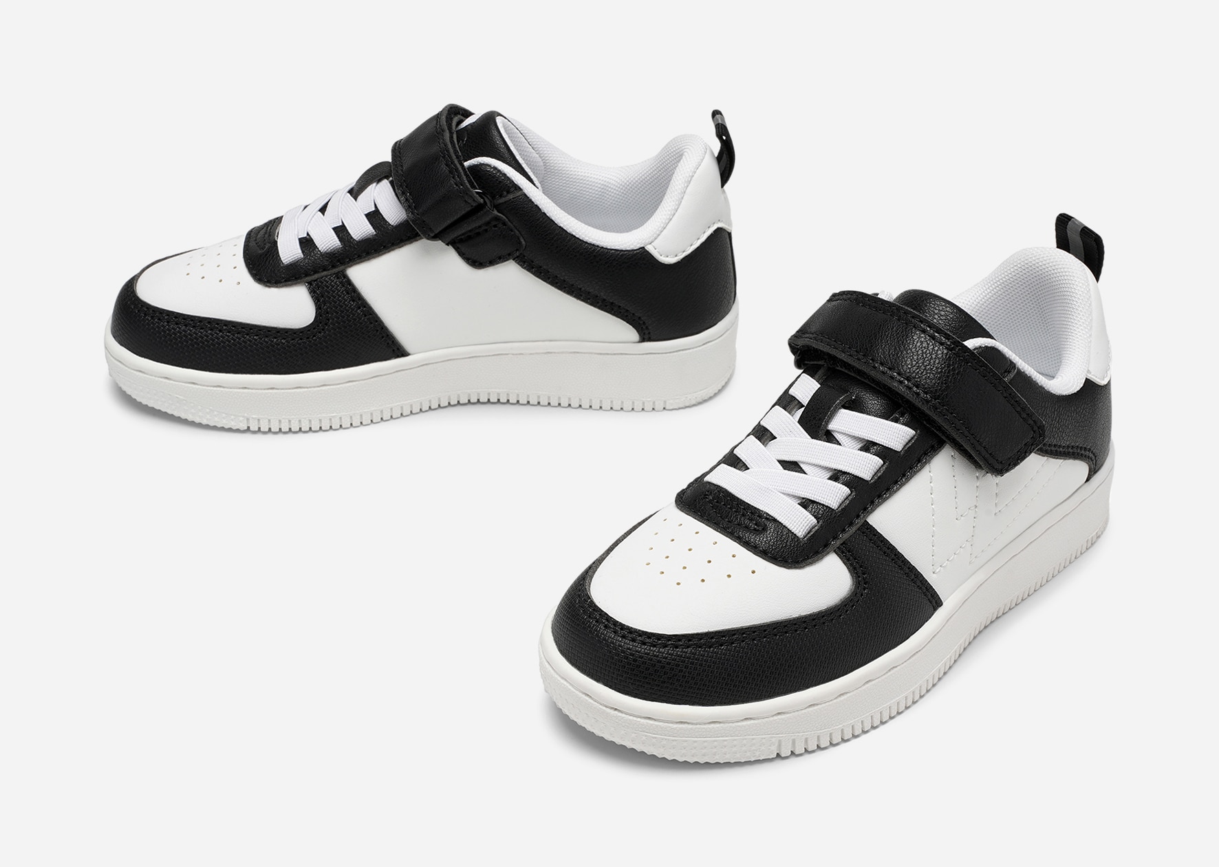 LEJON, Sneakers Sort