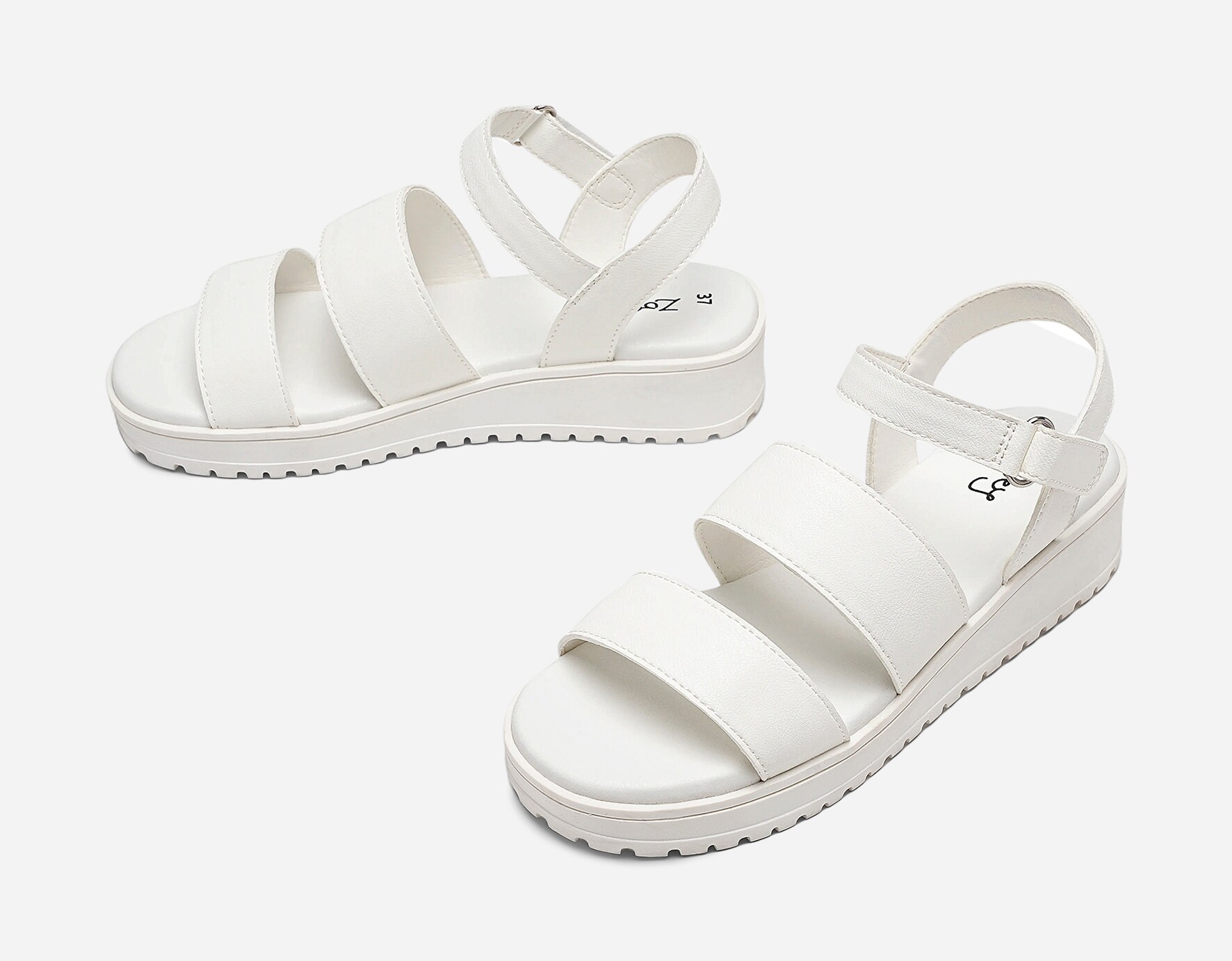 ZOEY, Sandal med lav hæl Hvit