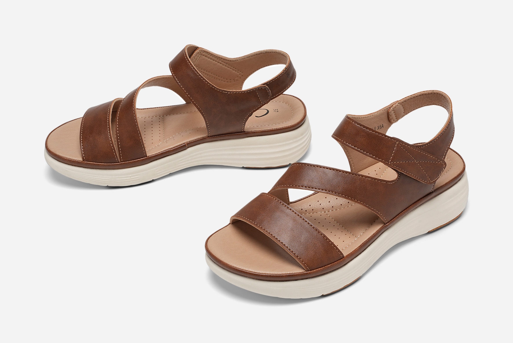 CLOU COMFORT, Sandal med reimer Brun