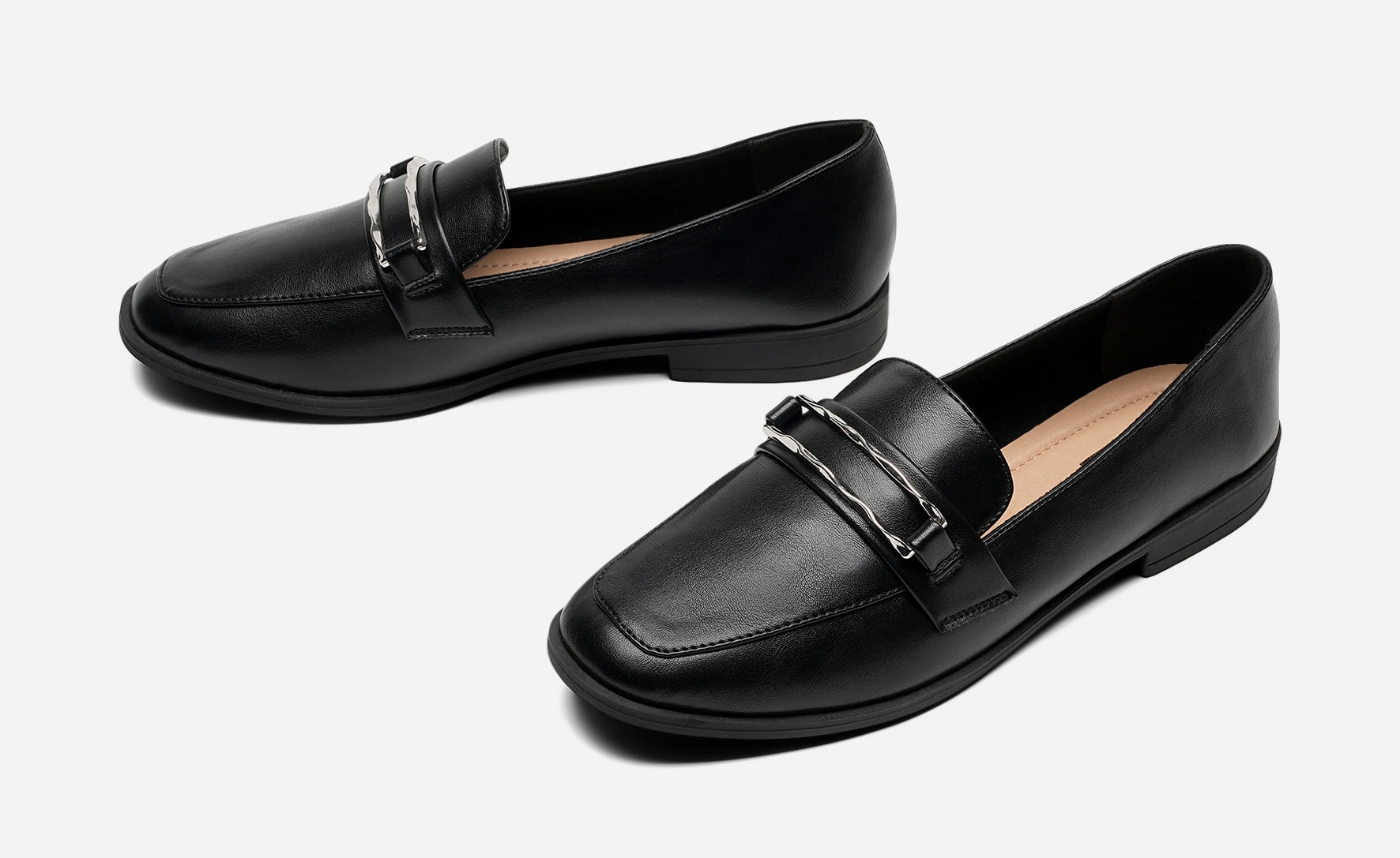CLOU, Loafer med spenne Sort